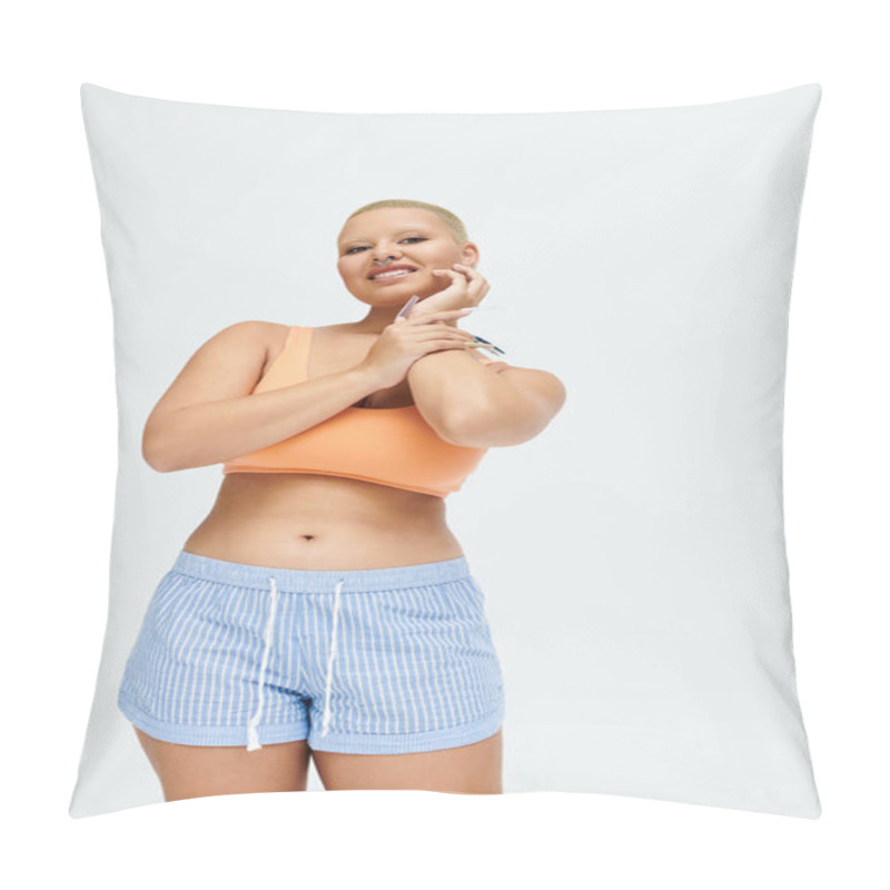 Personality  A Young Woman With A Bald Head Showcases Her Vibrant Outfit, Smiling Joyfully. Pillow Covers