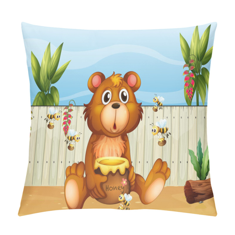 Personality  A Bear With Five Bees Pillow Covers