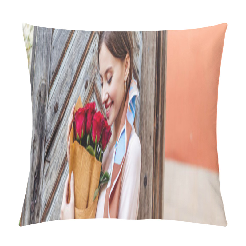 Personality  Happy Girl Holding Bouquet Of Red Roses While Standing Near Old Wooden Door Pillow Covers