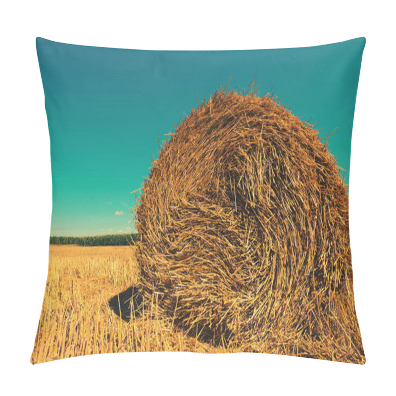 Personality  Rolled Hay Bales In Field On Sunny Summer Day Pillow Covers