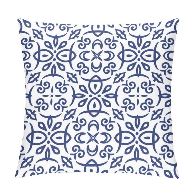 Personality  Blue Arabesque Pattern Pillow Covers