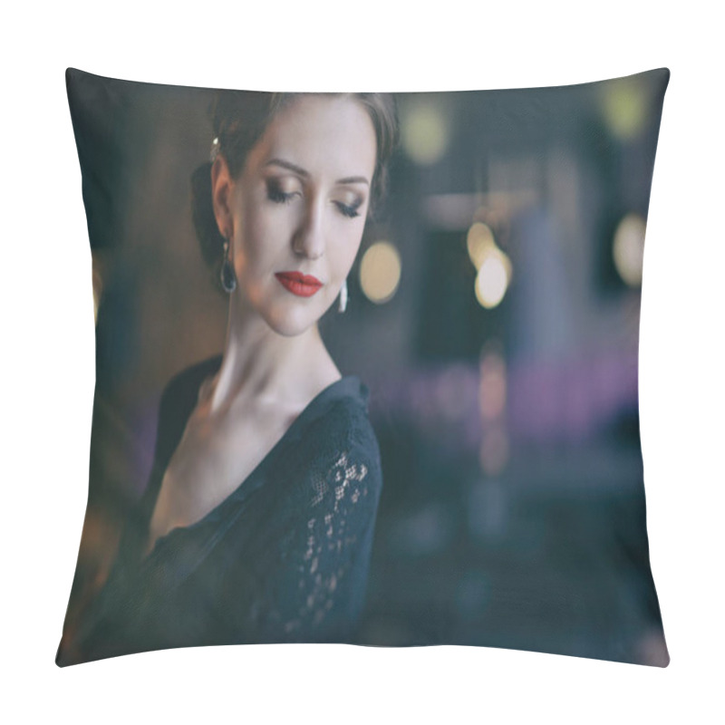 Personality  Beautiful Young Woman. Retro Fashion Style Pillow Covers