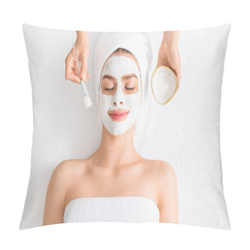 Personality  Spa Therapist Putting Facial Mask For Young Lady Pillow Covers