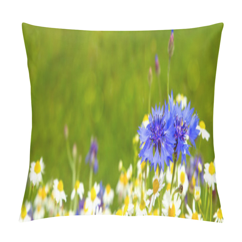 Personality  Wild Flower Bouquet . Pillow Covers