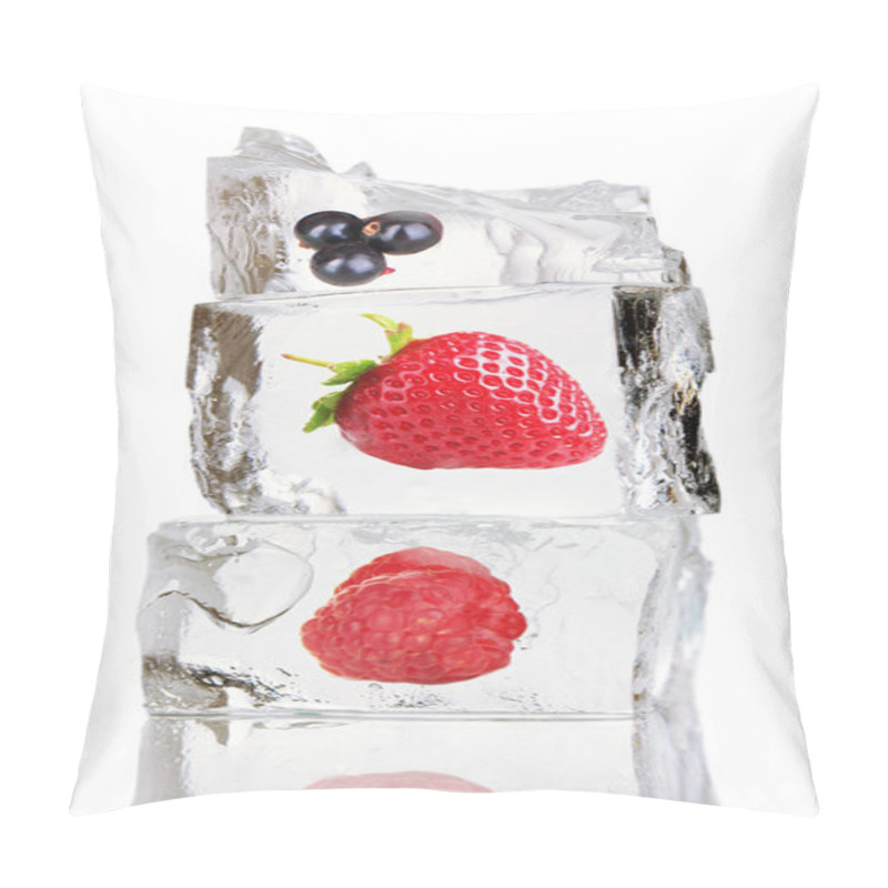 Personality  Ice Cubes With Berries Isolated On White Pillow Covers