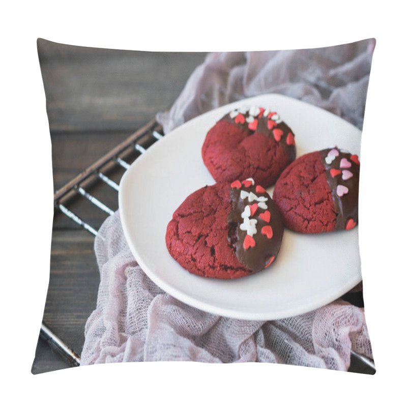 Personality  Cookies Red Velvet In Chocolate Glaze With The Decor Of Sugar Hearts For Valentine's Day Pillow Covers