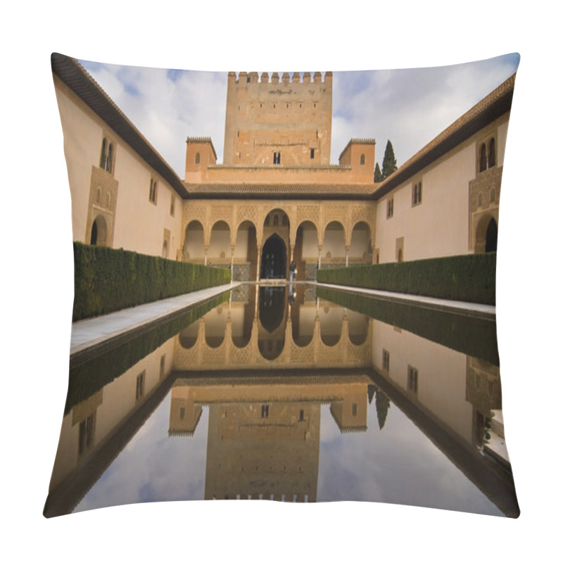 Personality  Court Of The Myrtles Pillow Covers