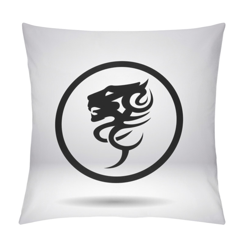 Personality  Silhouette Of A Lion's Head In A Circle Pillow Covers