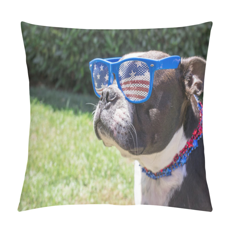 Personality  Boston Terrier Dog Wearing Fourth Of July Sunglasses And Necklace Pillow Covers