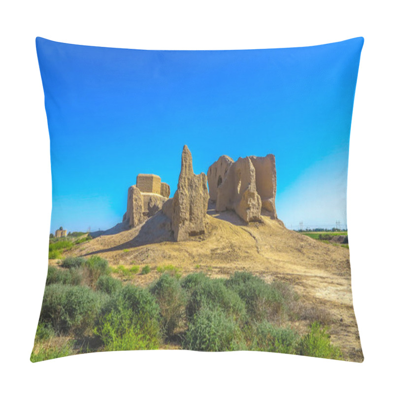 Personality  Mary Turkmenistan Little Kyz Qala Fortress At Sunset Pillow Covers