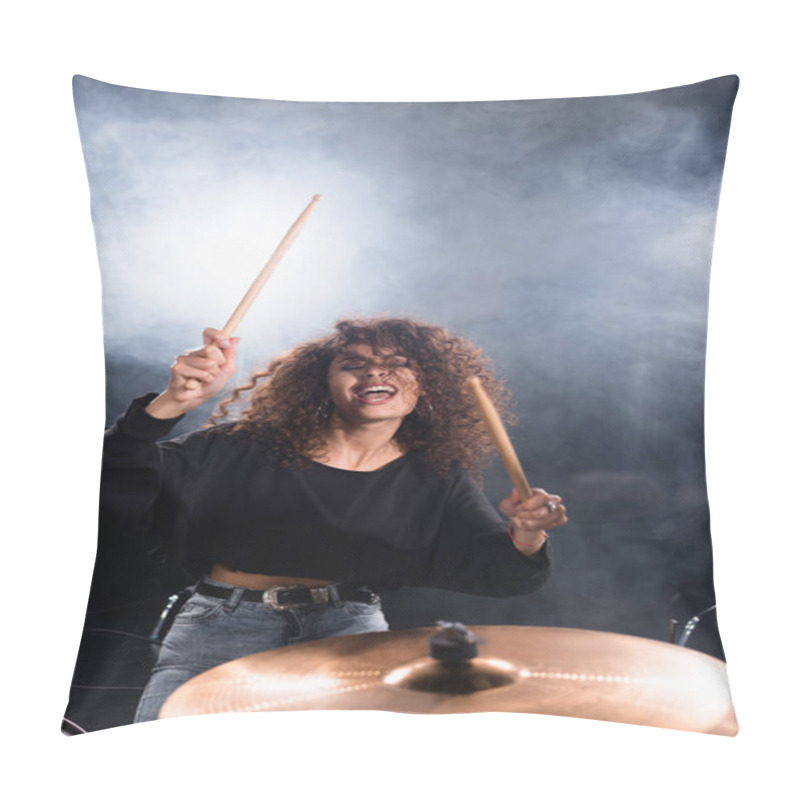 Personality  Female Drummer With Closed Eyes Shouting, While Playing On Drum Plate With Smoke On Black Background Pillow Covers