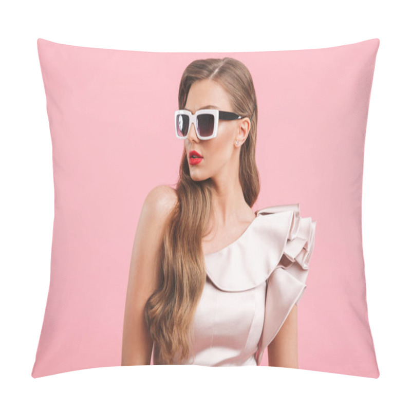 Personality  Portrait Closeup Of Fashionable Woman 20s In Dress Looking Aside In Stylish Square Sunglasses Isolated Over Pink Background Pillow Covers