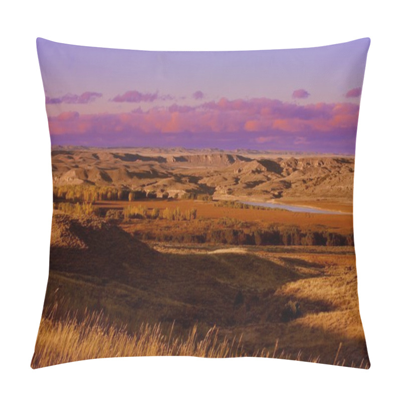 Personality  A Hilly Landscape Pillow Covers