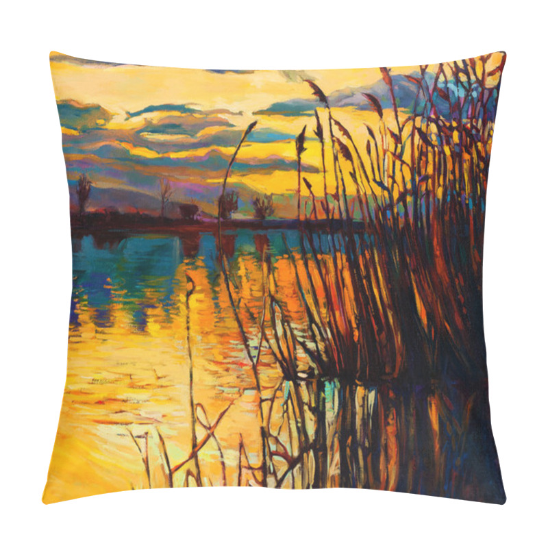 Personality  Lake On Sunset Pillow Covers