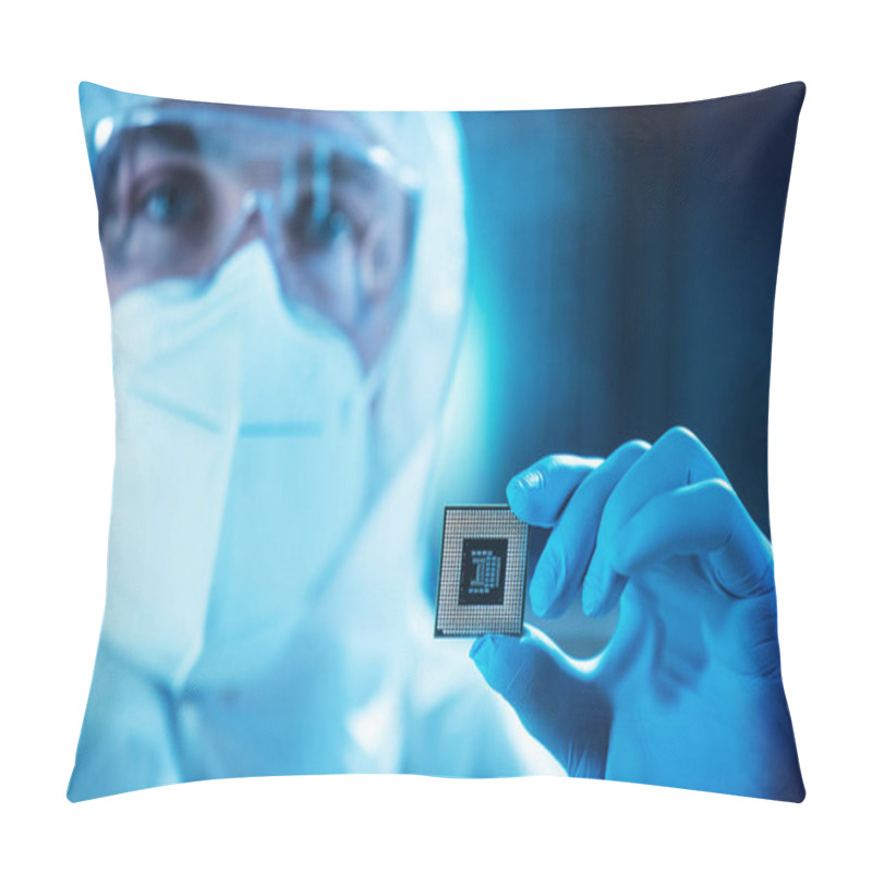 Personality  The Scientist Works In A Modern Scientific Laboratory For The Research And Development Of Microelectronics And Processors. Microprocessor Manufacturing Worker Uses Computer Technology And Equipment. Pillow Covers