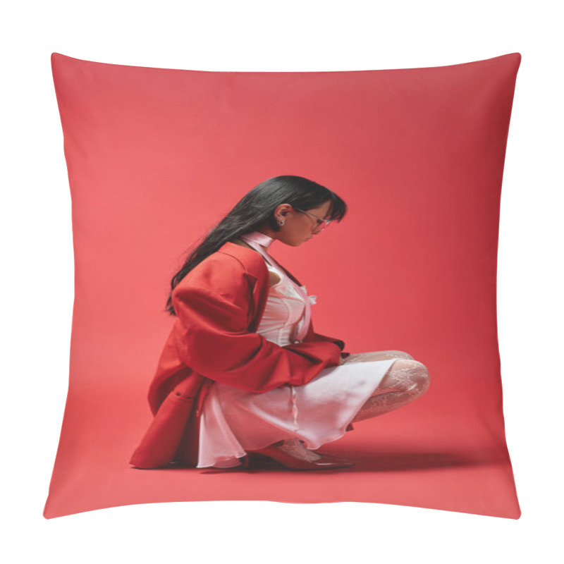 Personality  A Graceful Asian Woman Kneels, Highlighting Her Vibrant Red Attire Against A Bold Backdrop. Pillow Covers