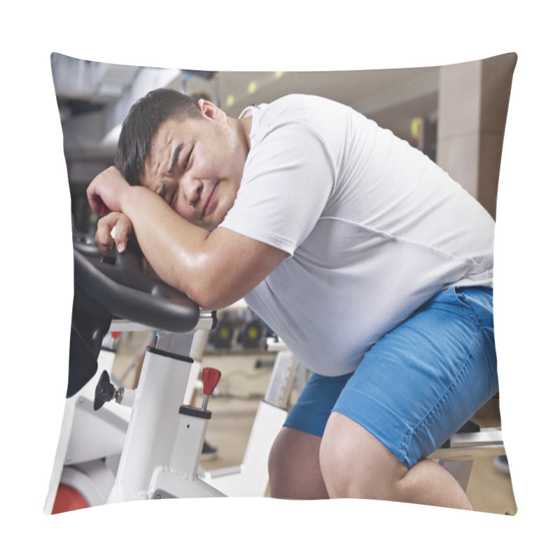 Personality  Overweight Man Exercising Pillow Covers