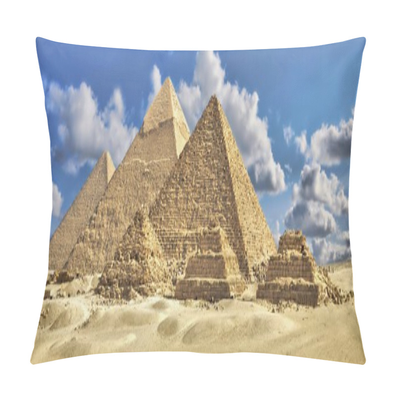 Personality  Pyramids Pillow Covers