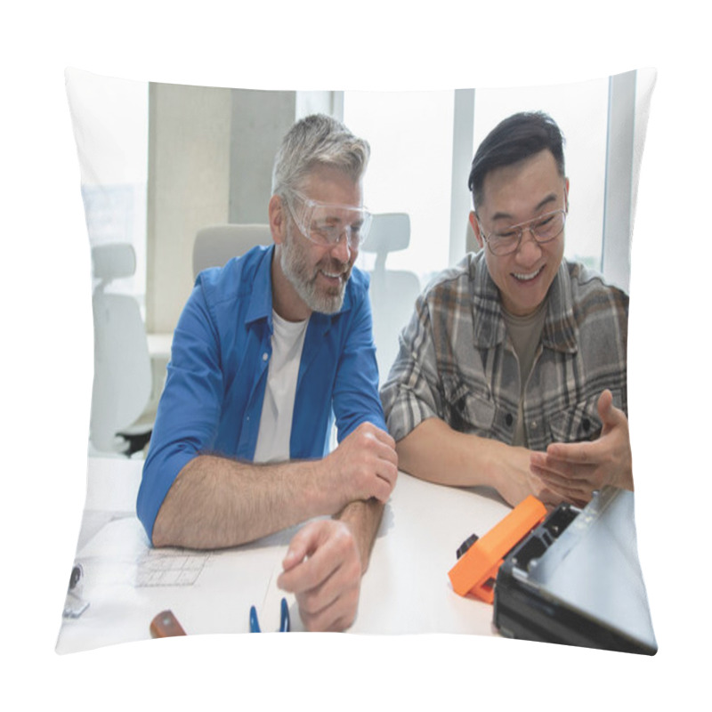 Personality  Colleagues Engineers Working With 3D Printer Process Of Printing. Pillow Covers