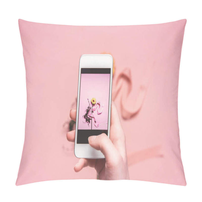 Personality  Taking Photo On Smartphone Pillow Covers