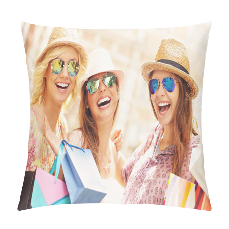 Personality  Group Of Happy Friends Shopping Pillow Covers