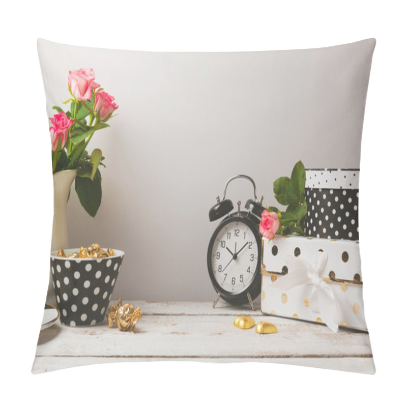 Personality  Website Header Design With Feminine Objects Pillow Covers