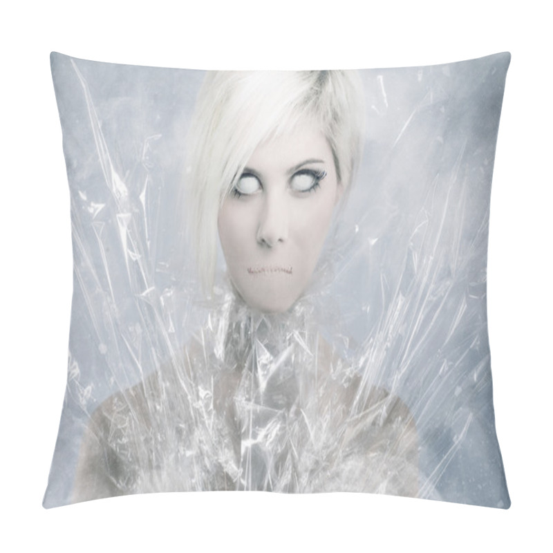 Personality  Scary Psychedelic Woman Face Pillow Covers