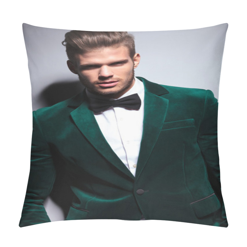 Personality  Happy Young Man Wearing A Green Velvet Suit Pillow Covers