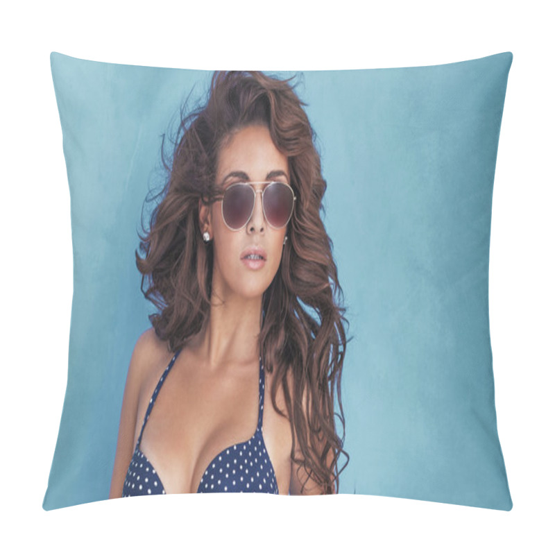 Personality  Attractive Brunette Woman Posing In Studio Pillow Covers