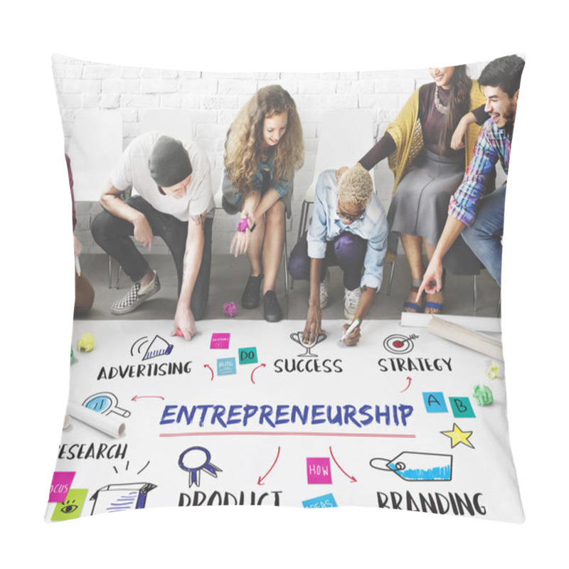 Personality  People Drawing Banner On Floor Pillow Covers