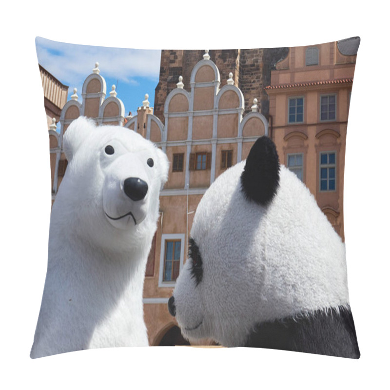 Personality  Mask Of Big Polar Bear And Panda Pillow Covers