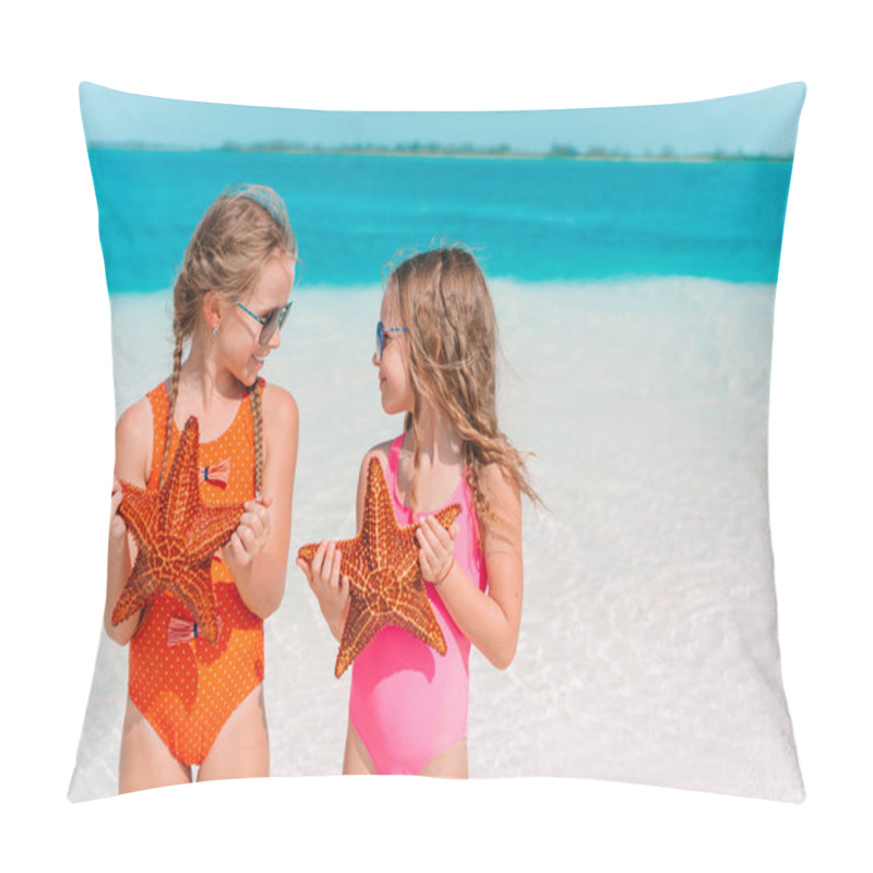 Personality  Adorable Little Girls With Starfish On White Empty Beach Pillow Covers