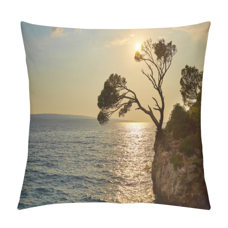 Personality  Rocks Island At Sunset  Pillow Covers