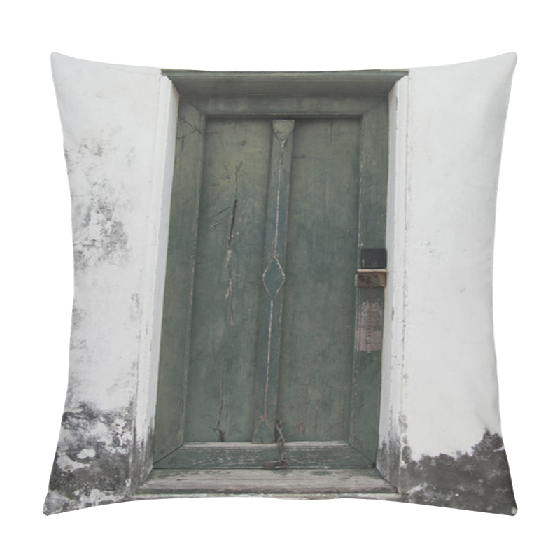 Personality  An Ancient Green Wooden Door On The Old White Wall, Part Of The Synagogue. Pillow Covers