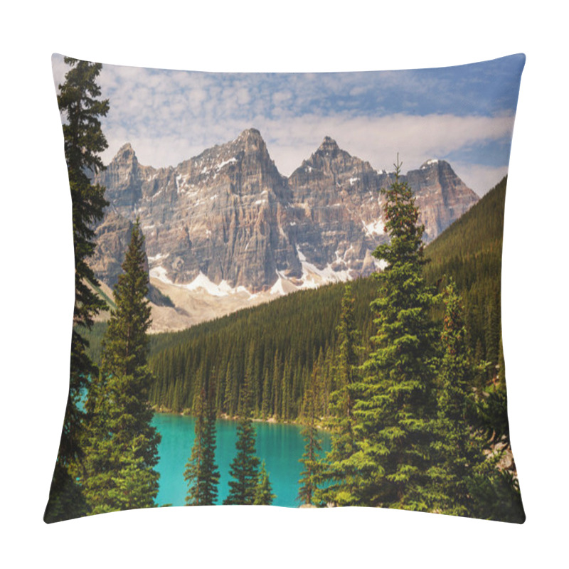 Personality  Beautiful Moraine Lake Pillow Covers