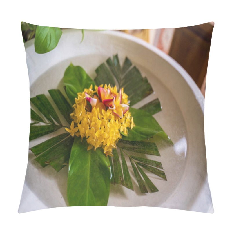 Personality  A Beautifully Arranged Floral Offering In Bali Featuring Vibrant Yellow And Pink Flowers On Lush Green Leaves Floating In A Water Basin, Symbolizing Peace And Nature's Harmony Pillow Covers