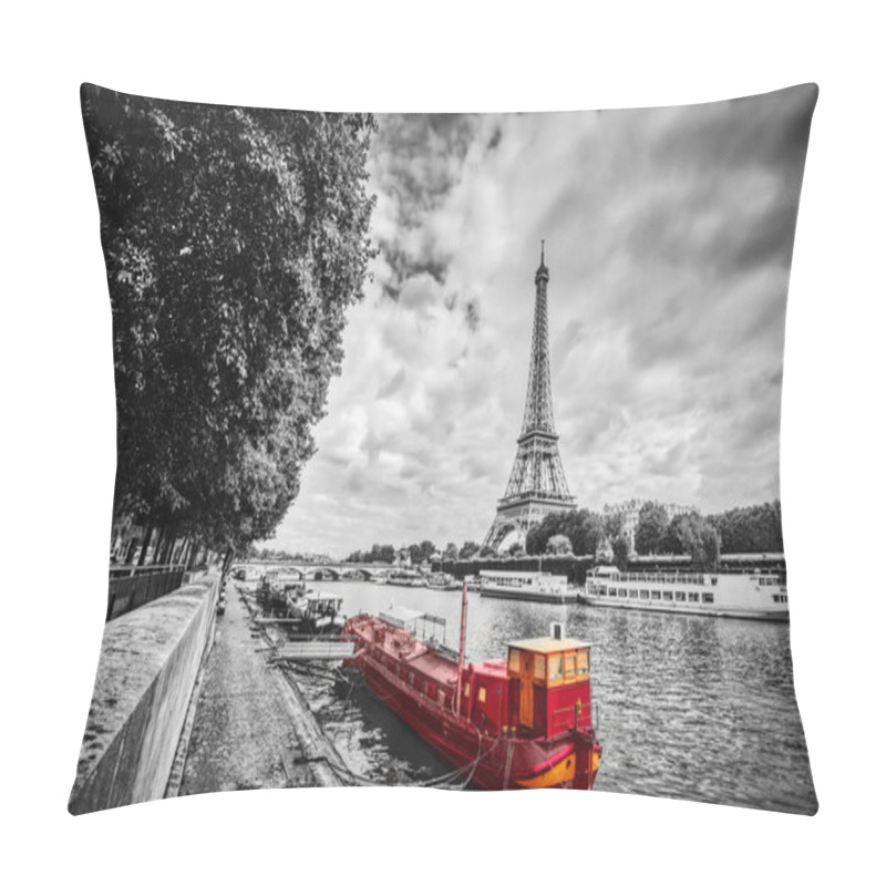 Personality  Eiffel Tower Over Seine River Pillow Covers