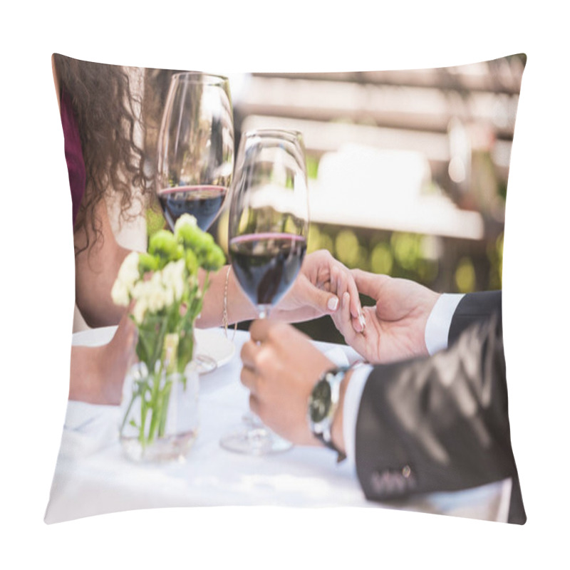 Personality  Couple Clinking Glasses Pillow Covers