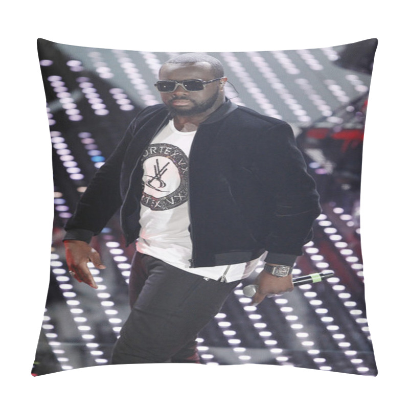 Personality  Singer Maitre Gims Pillow Covers