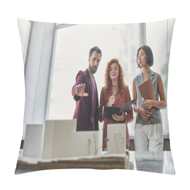 Personality  Bearded Businessman Pointing At Building Model Near Young Female Architects, Startup Presentation Pillow Covers