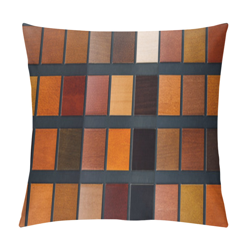 Personality  Table Of Samples Of Veneered Wood Pillow Covers