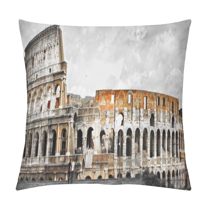 Personality  Great Rome, Panorama Of Colosseum Pillow Covers