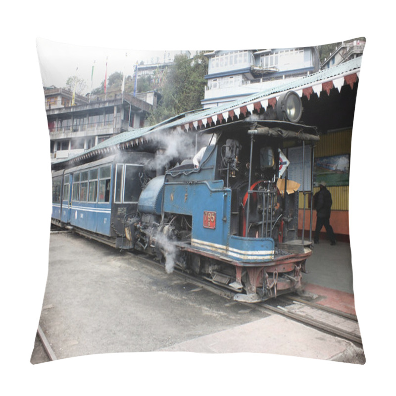 Personality  Tourist Steam Train At Ghum (146) Pillow Covers