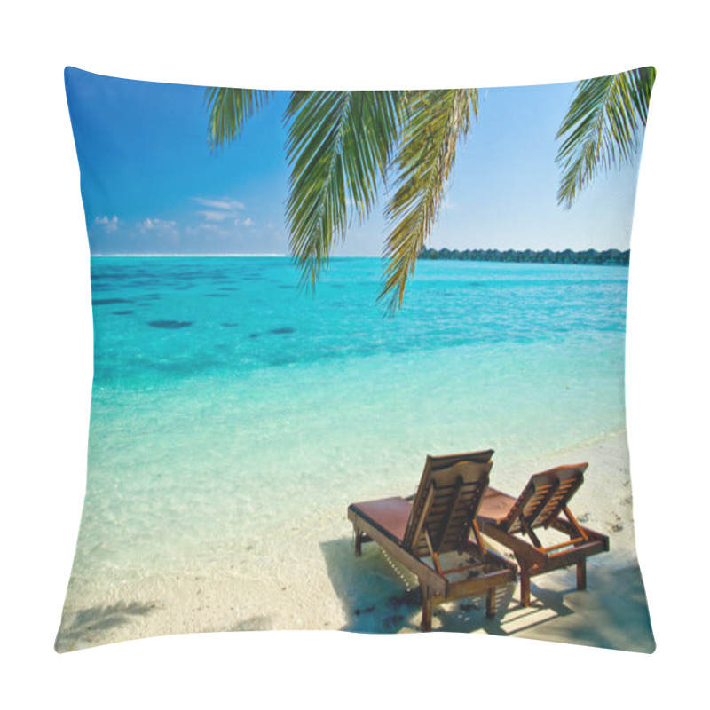 Personality  Canvas Chairs On Tropical Beach Pillow Covers