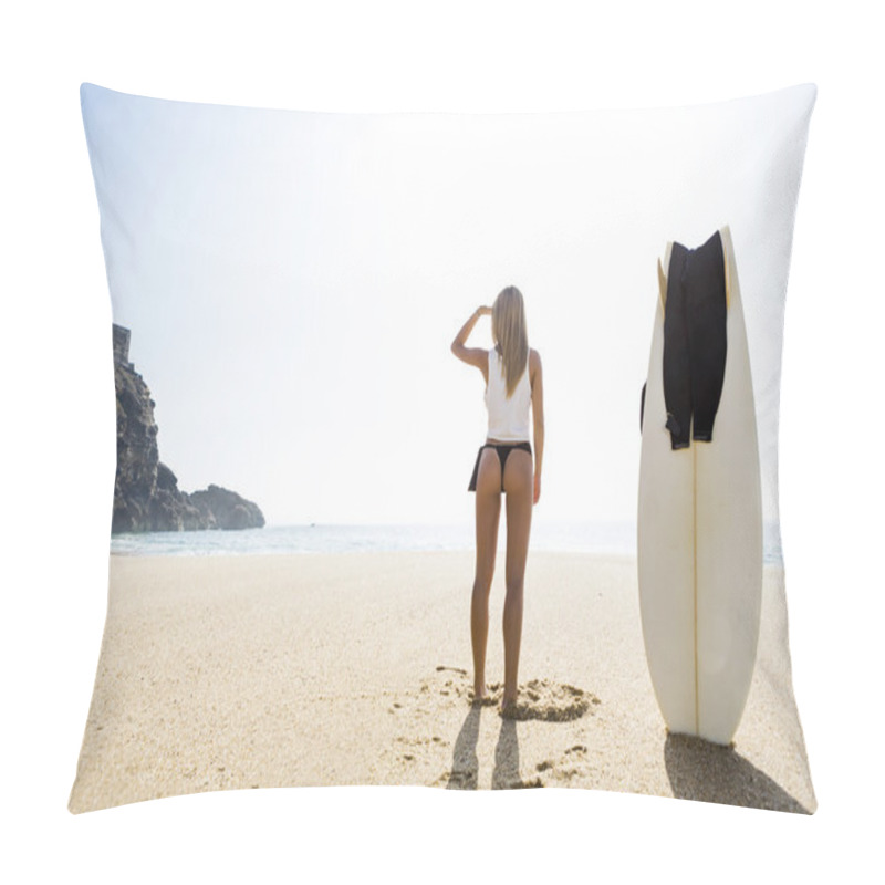 Personality  Surfer Girl Getting Ready To Surf Pillow Covers