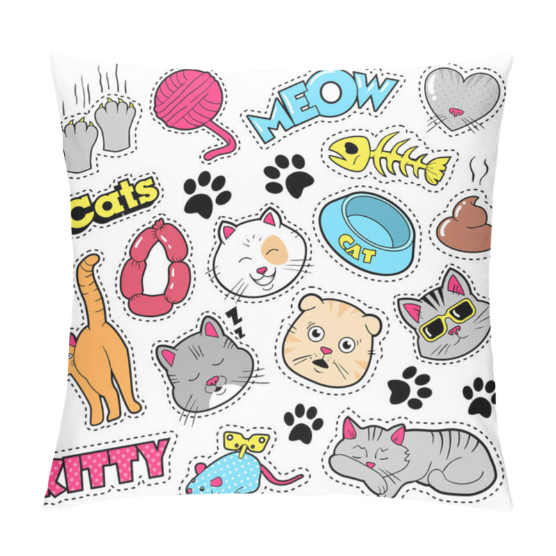 Personality  Funny Cats Badges, Patches, Stickers - Cat Fish Clutches In Comic Style. Vector Doodle Pillow Covers