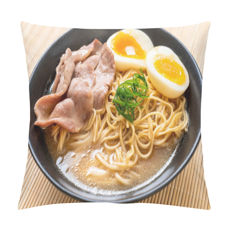 Personality  Tonkotsu Ramen Noodles With Pork And Egg Pillow Covers