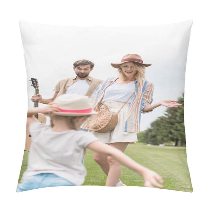 Personality  Beautiful Mother And Happy Father With Acoustic Guitar Looking At Cute Little Daughter Having Fun In Park Pillow Covers