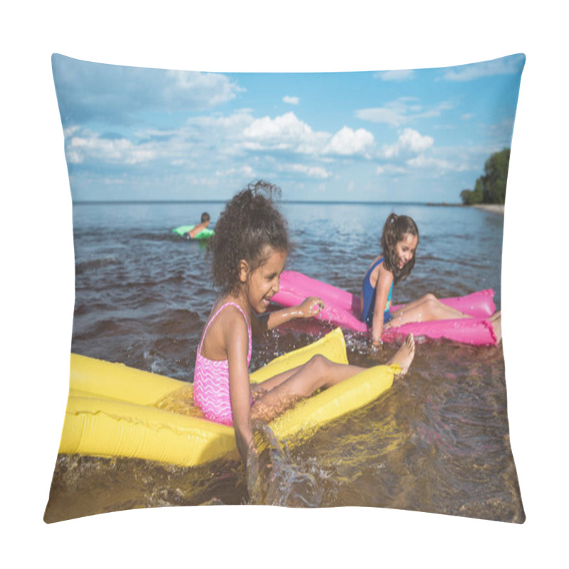 Personality  Multicultural Girls Swimming On Inflatable Mattresses Pillow Covers