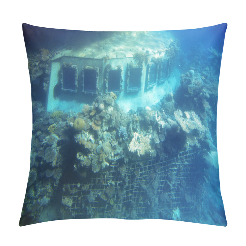 Personality  Sunken Ship Pillow Covers